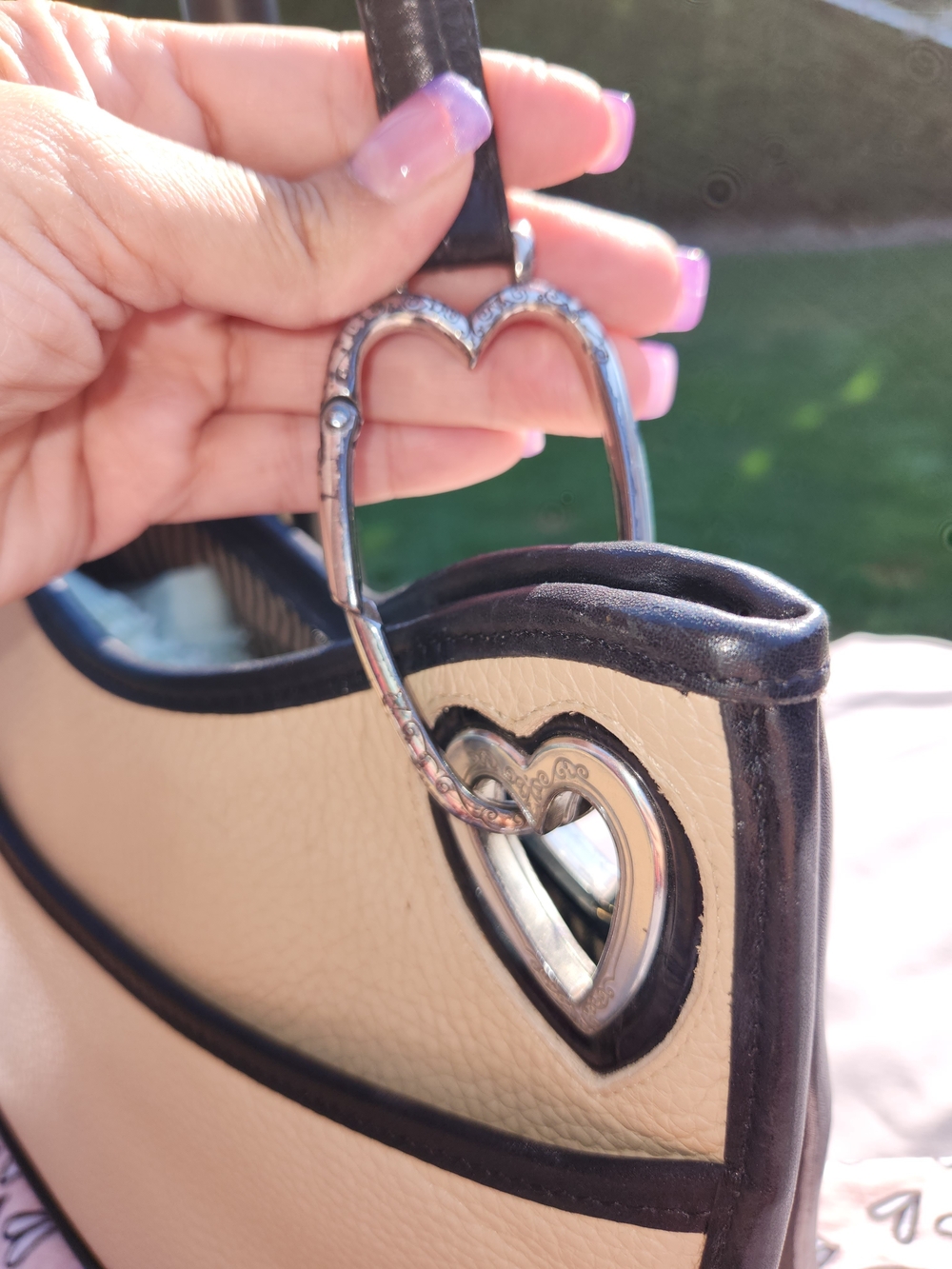 Brighton 3fer Cream and Black Shoulder Bag With Small Scarf And Heart Earrings - Picture 3 of 16